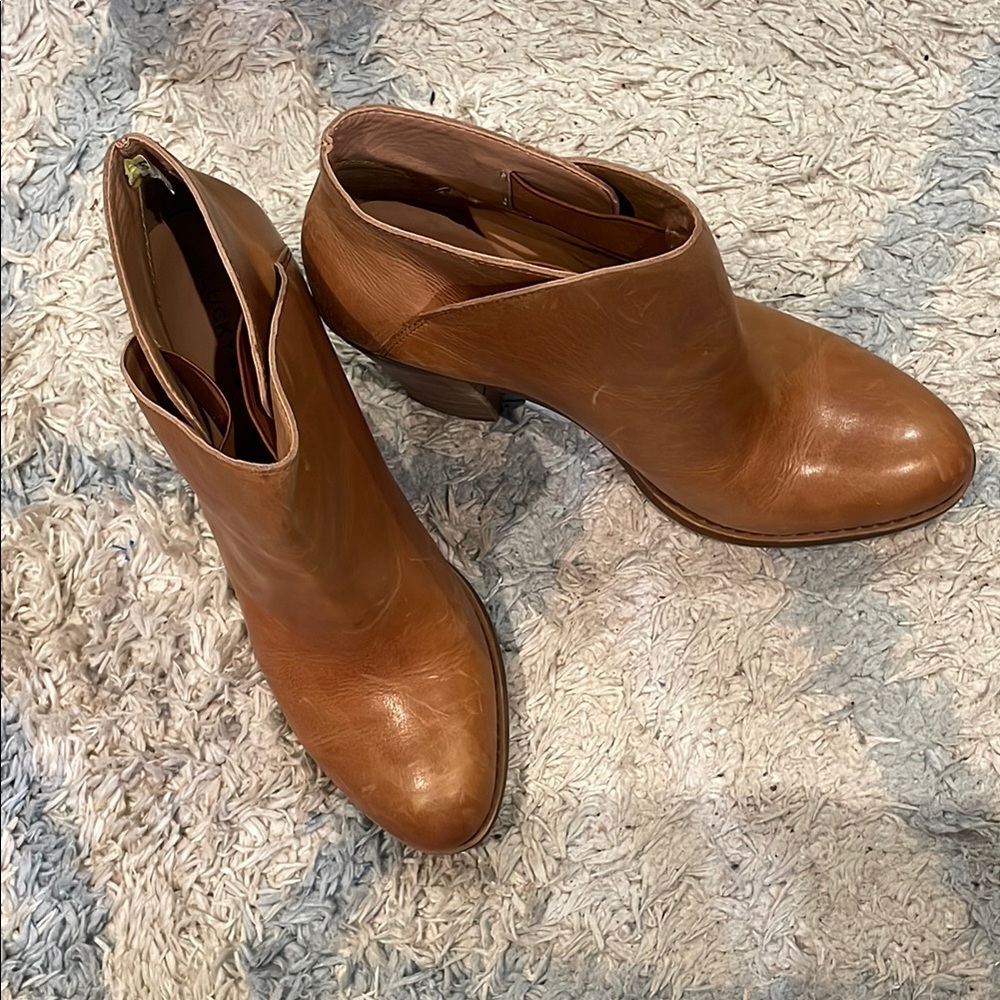 Women's Tan Leather Ankle Boots